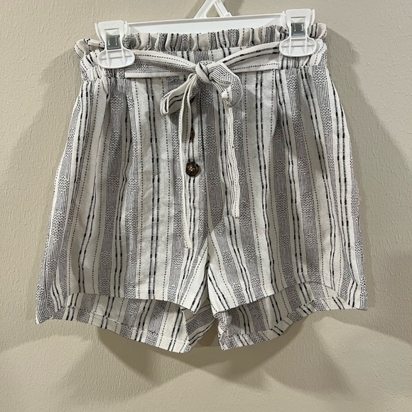 Sienna Sky Pants - Shorts